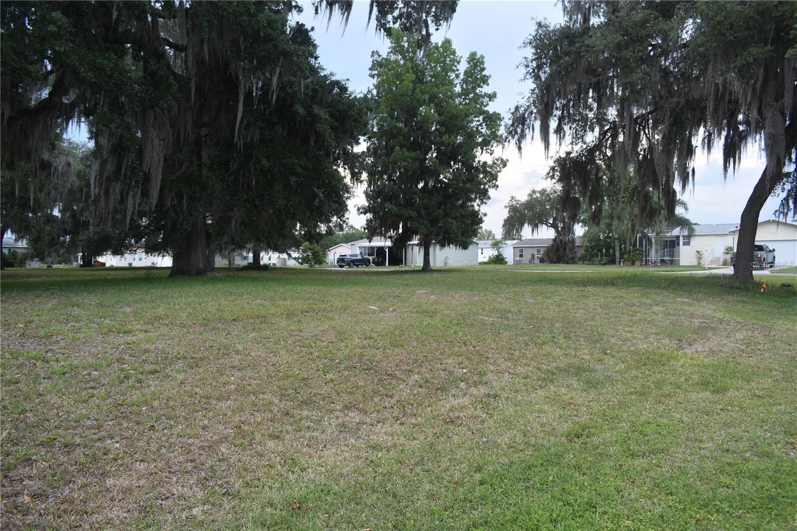 Photo of LOT 13 BLK D LEXINGTON CIRCLE WILDWOOD FL 34785