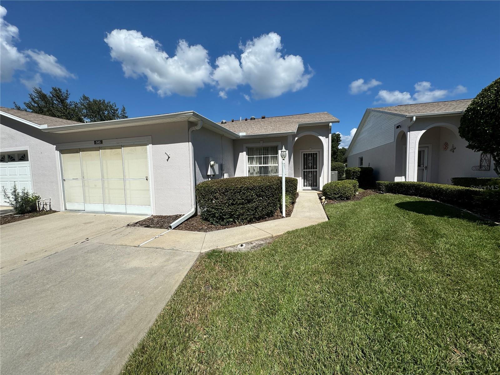 Photo of 545 GOLFVIEW COURT LEESBURG FL 34748