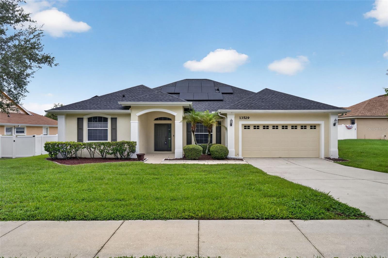 Photo of 13529 VIA ROMA CIRCLE CLERMONT FL 34711