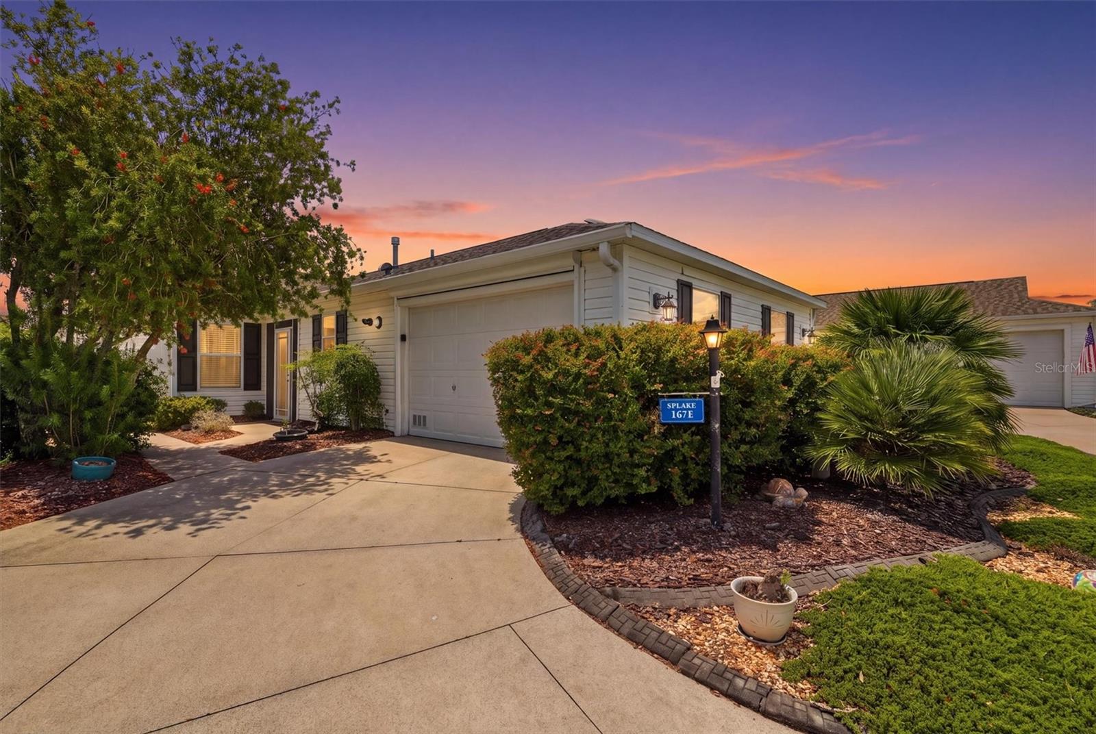 Photo of 1674 GOVAN PLACE THE VILLAGES FL 32162