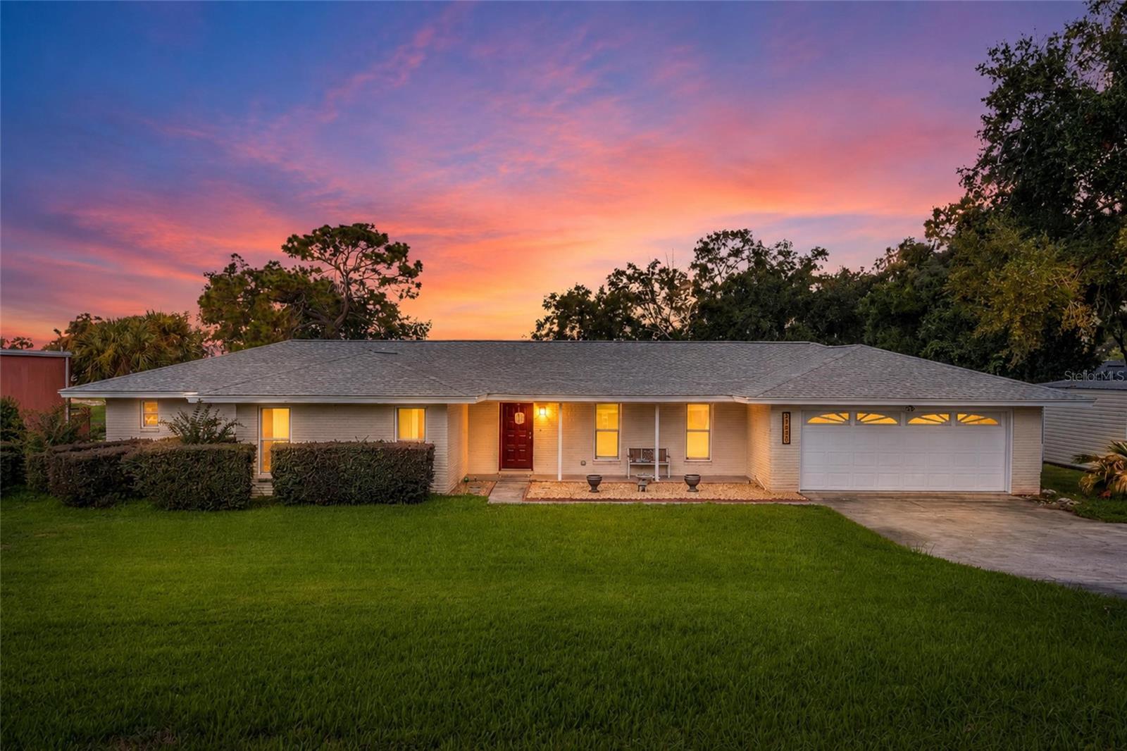 Photo of 33809 OVERTON DRIVE LEESBURG FL 34788