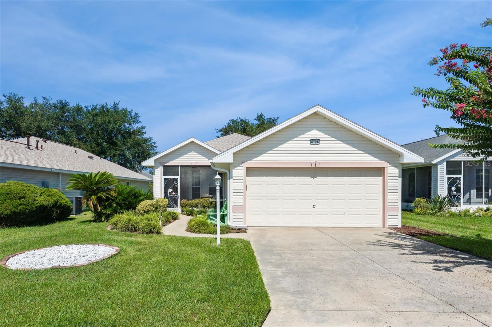 Photo of 4726 SAINT ANDREWS ARCADE LEESBURG FL 34748