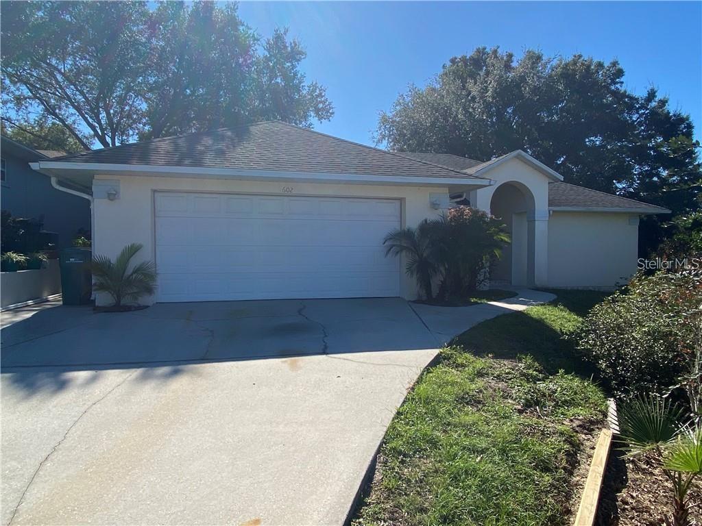 Photo of 602 HURON PLACE MOUNT DORA FL 32757