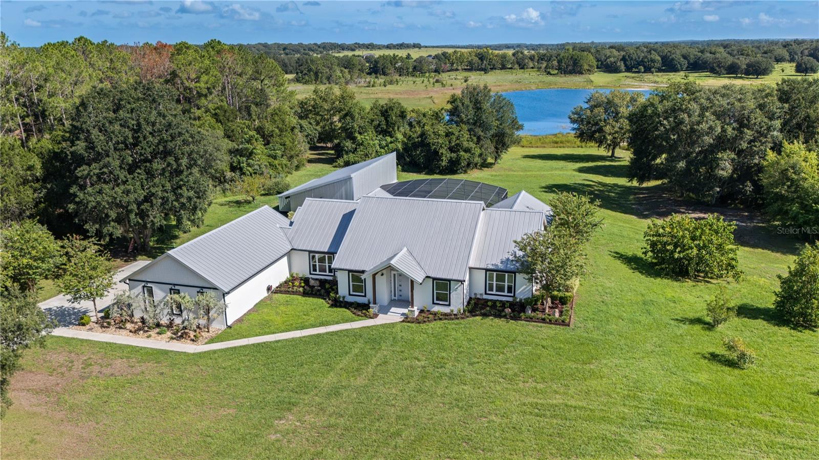 Photo of 19415 VILLA CITY ROAD GROVELAND FL 34736