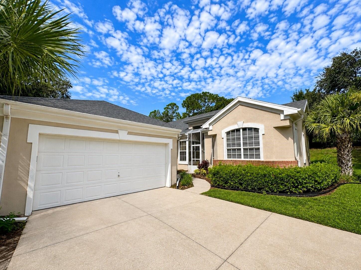 Photo of 39905 BAYVIEW DRIVE LADY LAKE FL 32159