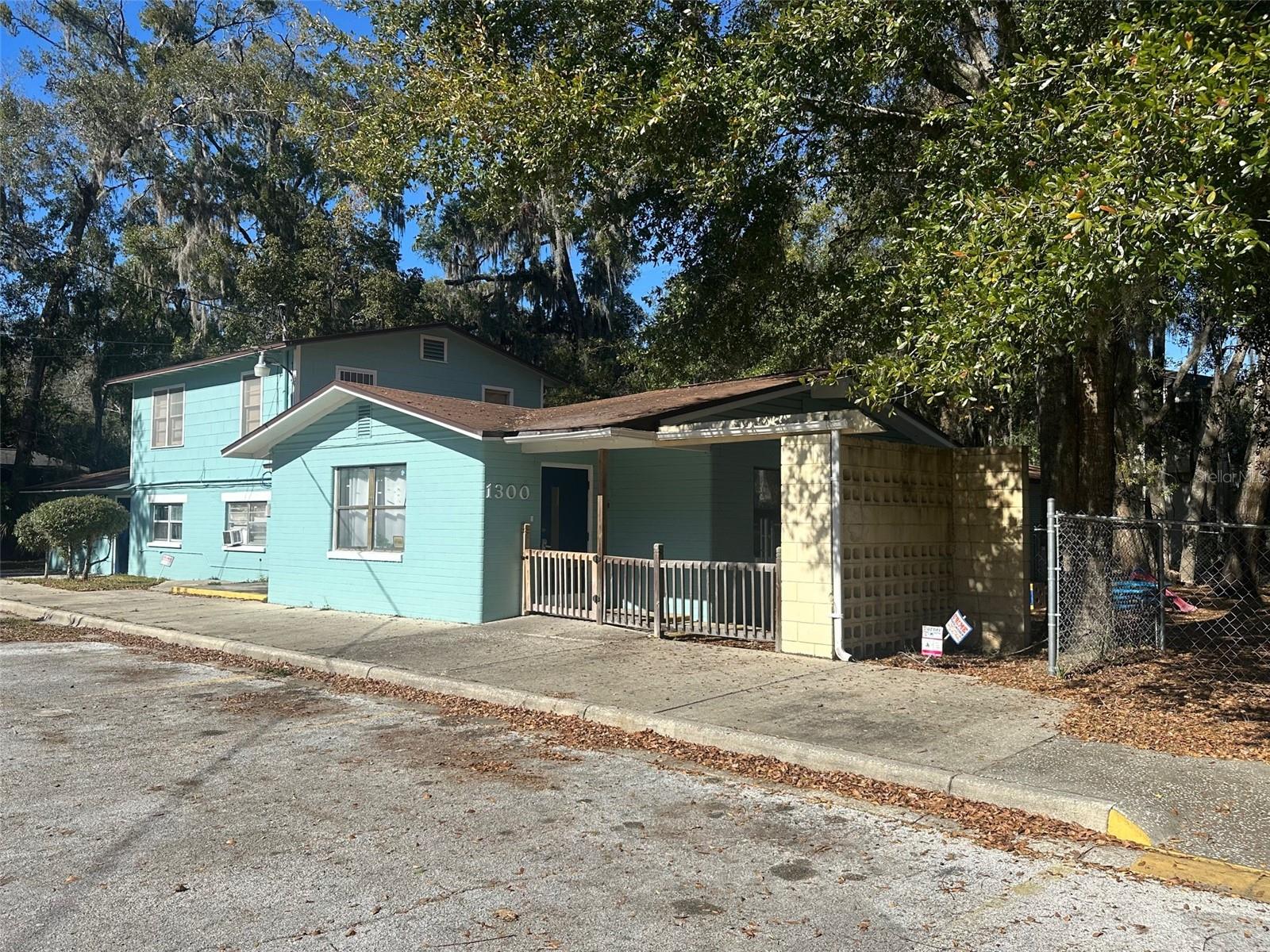 Photo of 1300 NW 6TH STREET GAINESVILLE FL 32601