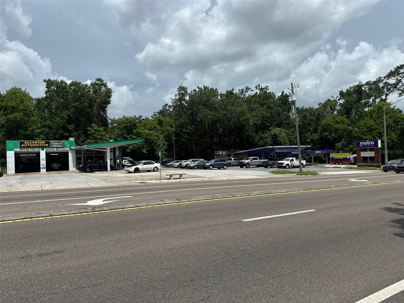 Photo of 706/720 NW 13TH STREET GAINESVILLE FL 32601