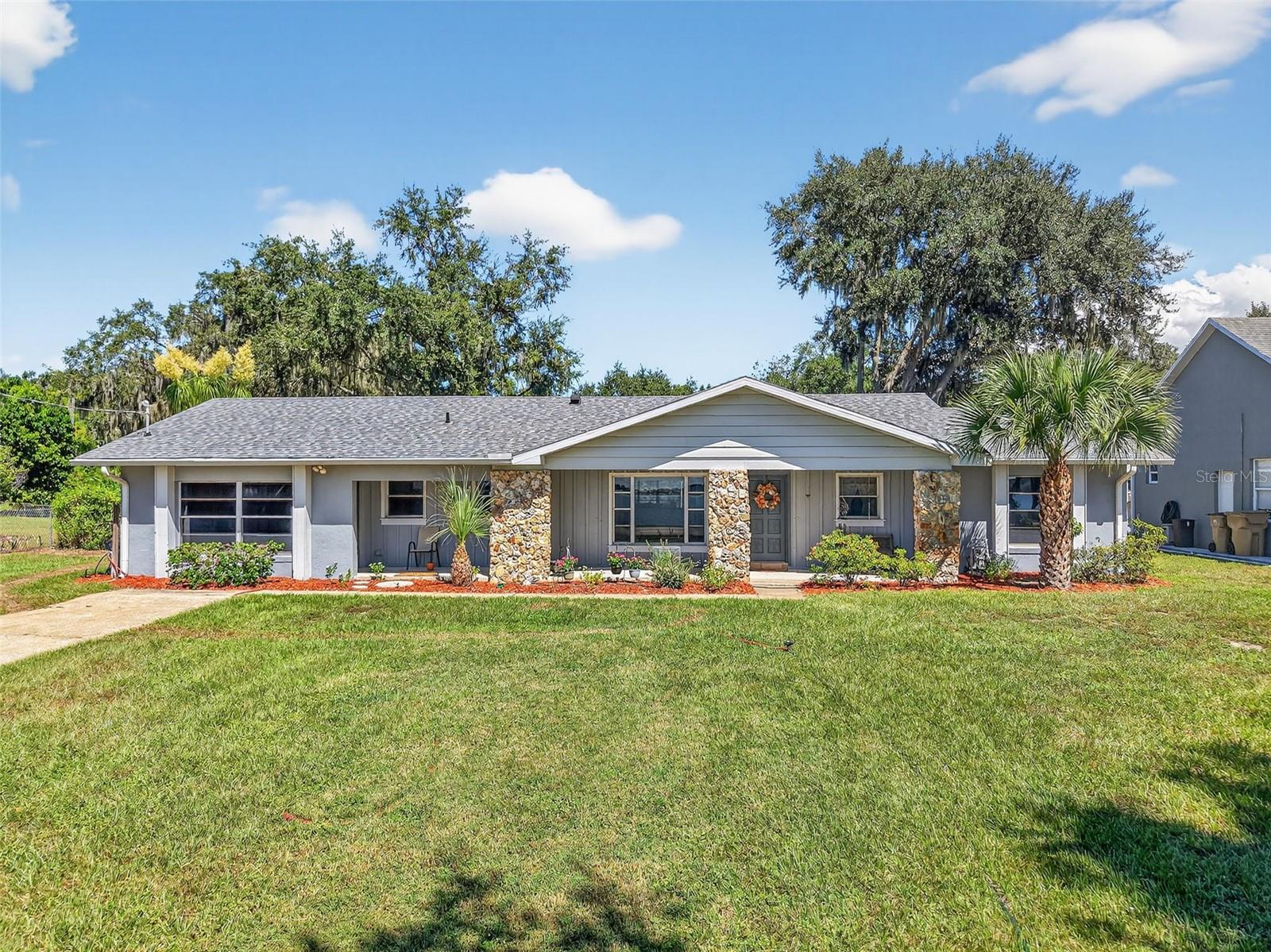 Photo of 11417 LAKE MINNEOLA SHORES MINNEOLA FL 34715