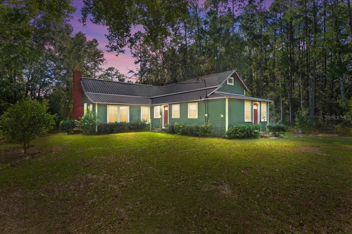 Photo of 21317 SE 111TH AVENUE HAWTHORNE FL 32640