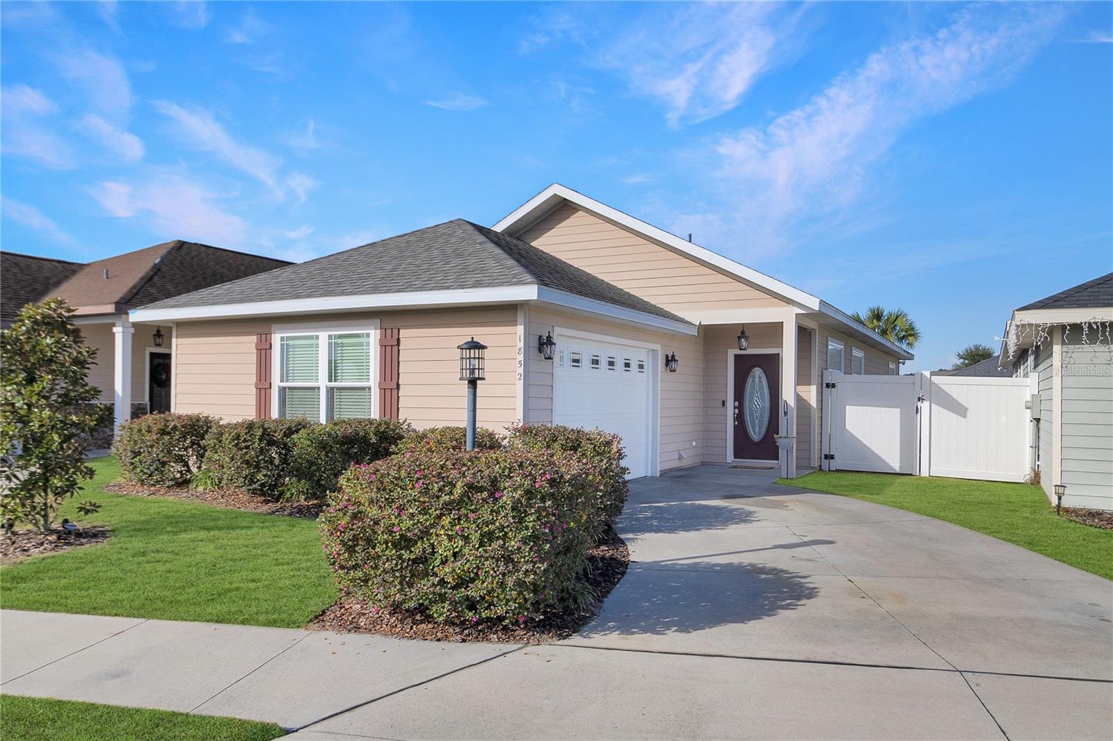 Photo of 1852 SW 246TH DRIVE NEWBERRY FL 32669