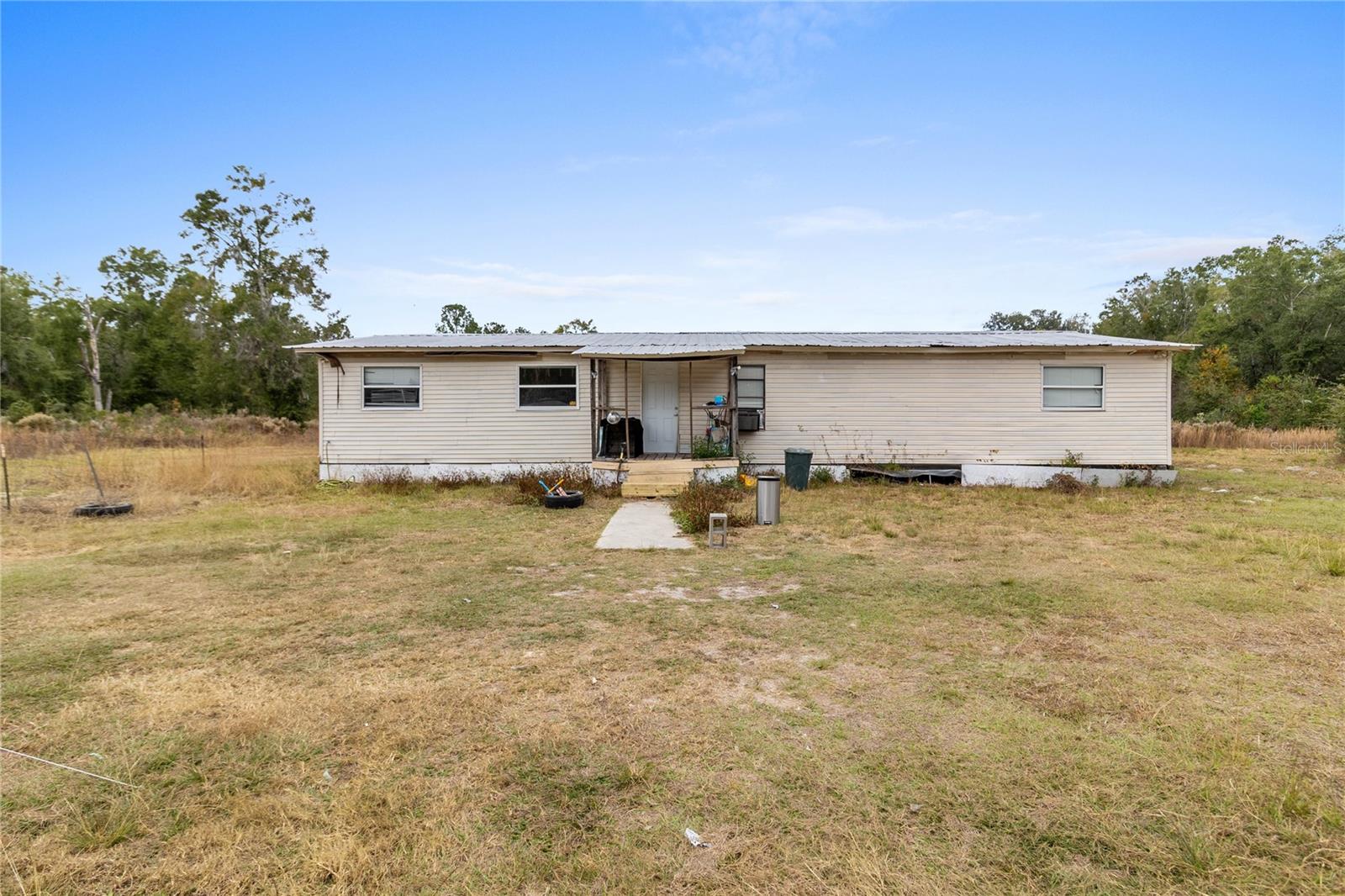 Photo of 601 SW QUARRY CIRCLE FORT WHITE FL 32038