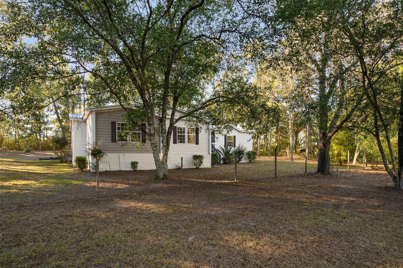 Photo of 13076 SW 154TH STREET ARCHER FL 32618