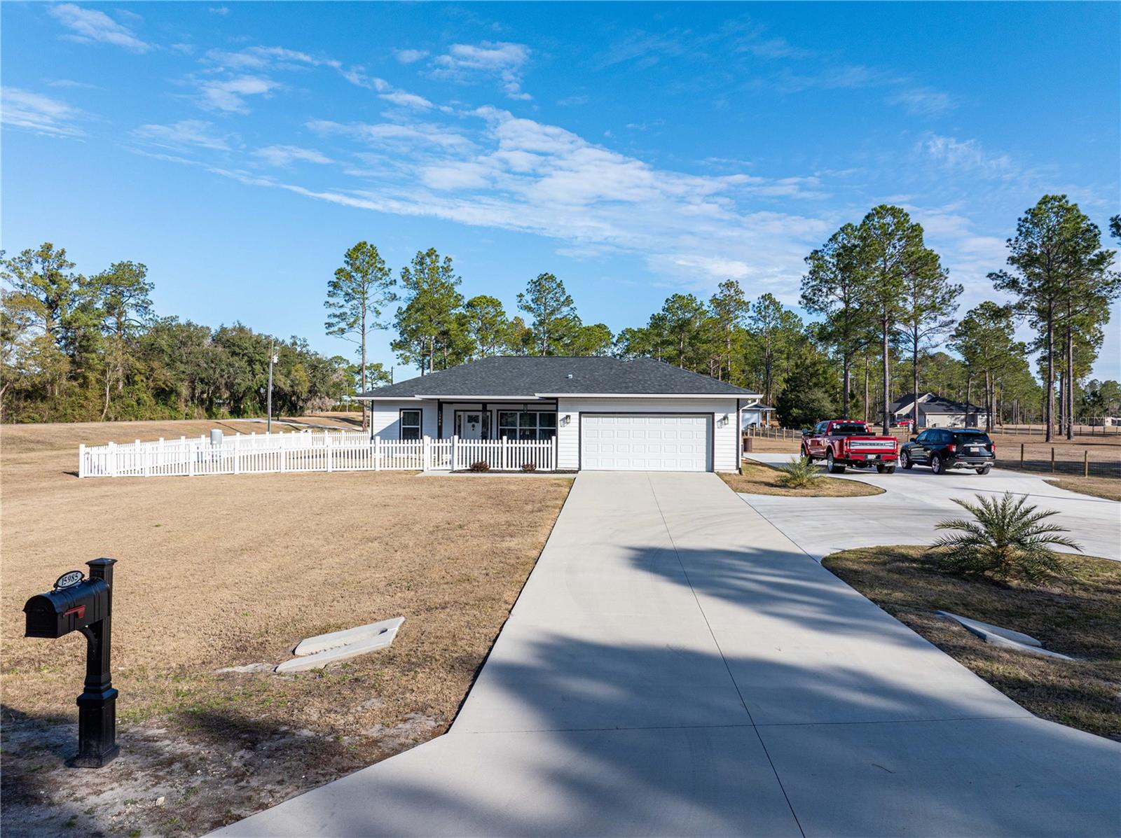 Photo of 15985 SE 72ND LANE LAKE BUTLER FL 32054