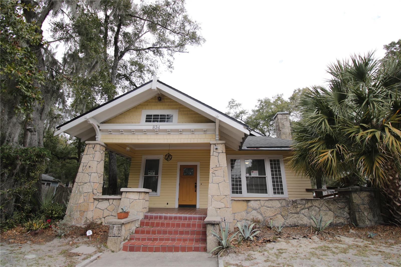 Photo of 834 E UNIVERSITY AVENUE GAINESVILLE FL 32601