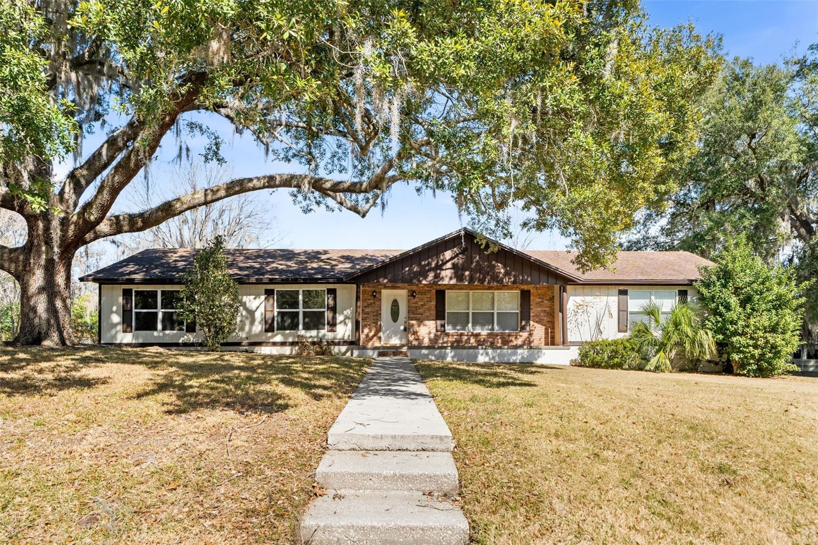 Photo of 8604 NW 1ST AVENUE GAINESVILLE FL 32607