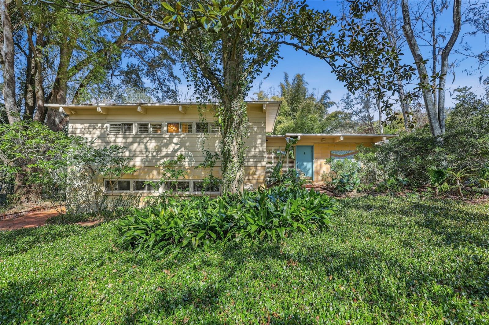Photo of 2074 NW 11TH ROAD GAINESVILLE FL 32605