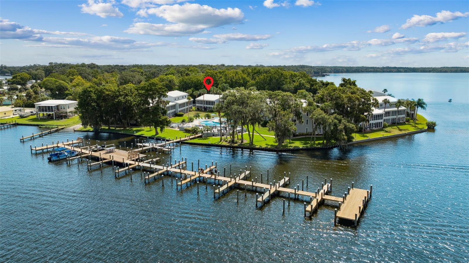 Photo of 210 RIVER BEND PLACE #B WELAKA FL 32193