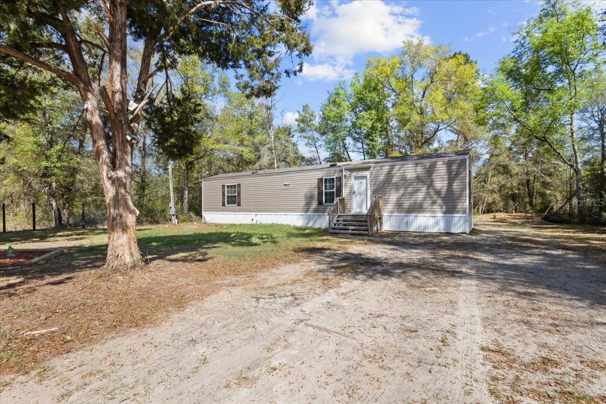 Photo of 11061 NE 65TH LANE WILLISTON FL 32696
