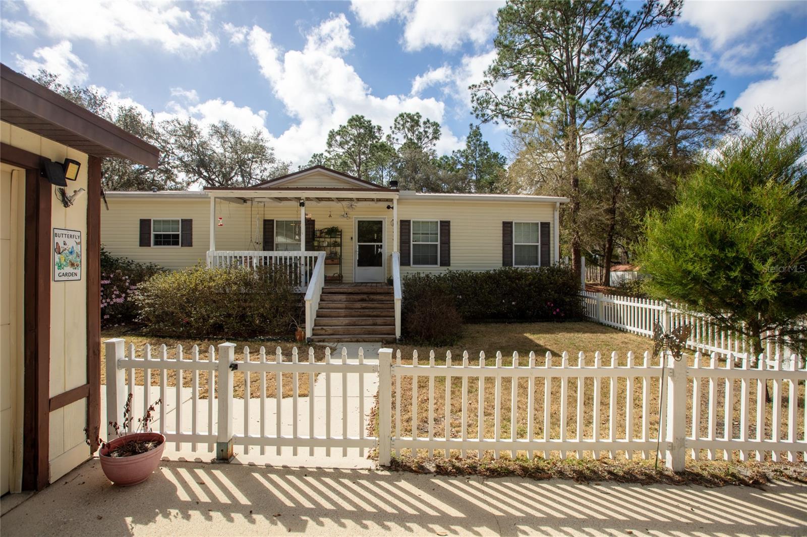 Photo of 5711 CARIBBEAN CIRCLE KEYSTONE HEIGHTS FL 32656