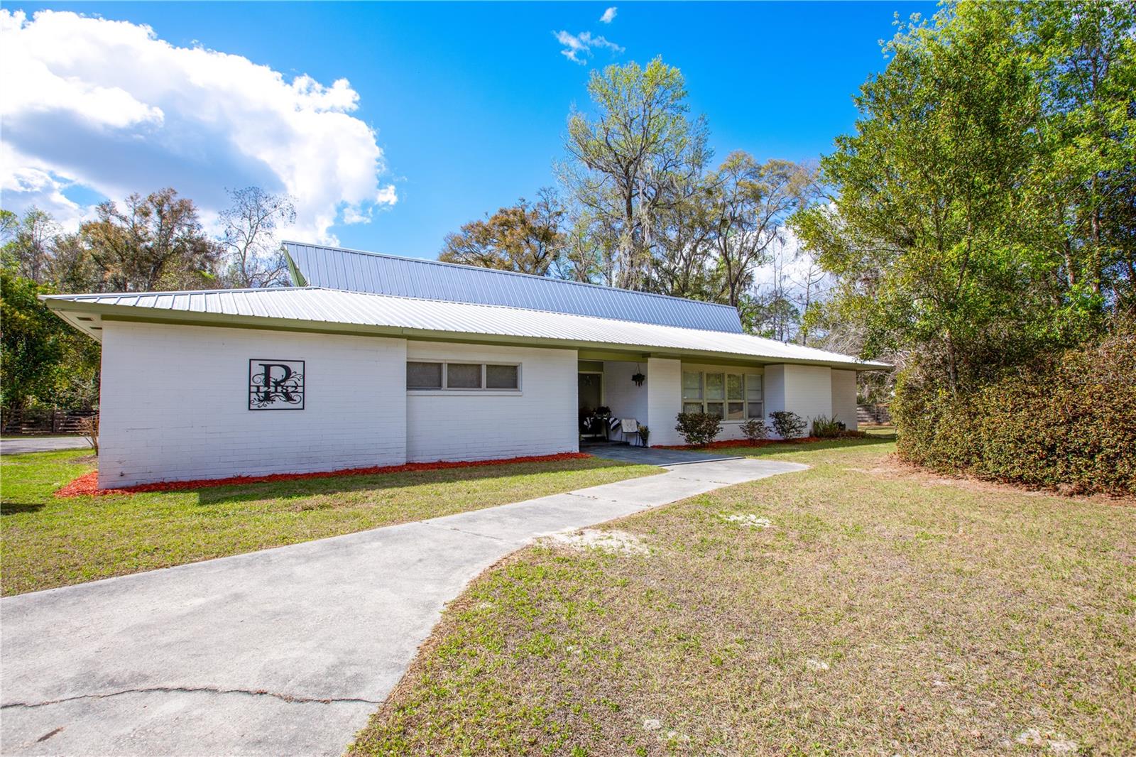 Photo of 12182 SW STATE ROAD 45 ARCHER FL 32618