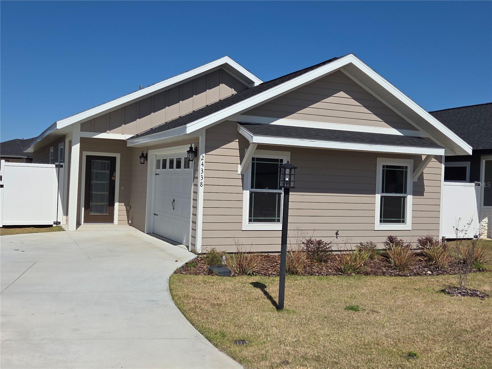 Photo of 24338 SW 18TH LANE NEWBERRY FL 32669