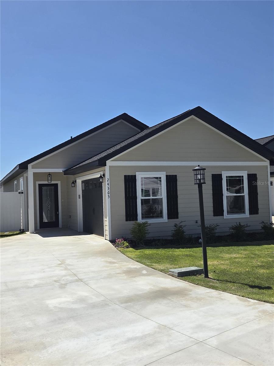 Photo of 24363 SW 18TH LANE NEWBERRY FL 32669