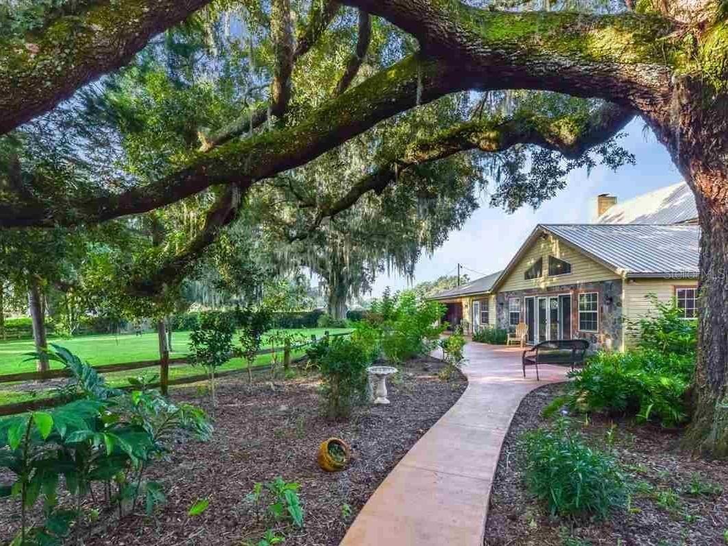 Photo of 340 SE 30TH AVENUE TRENTON FL 32693