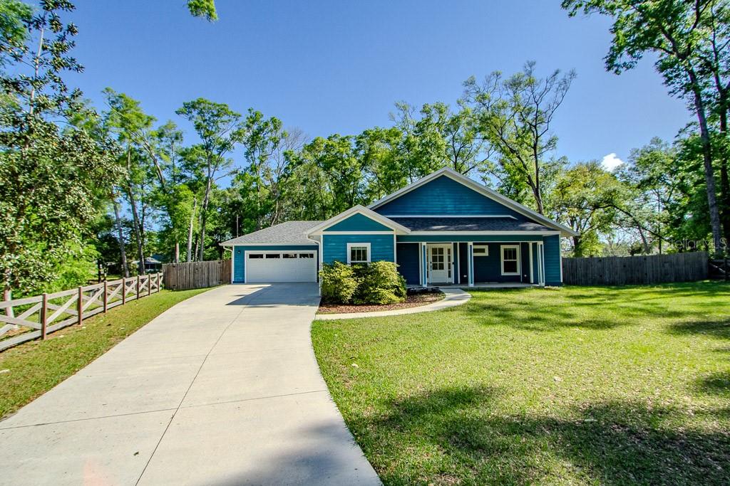 Photo of 109 SW ROUND HOUSE COURT FORT WHITE FL 32038