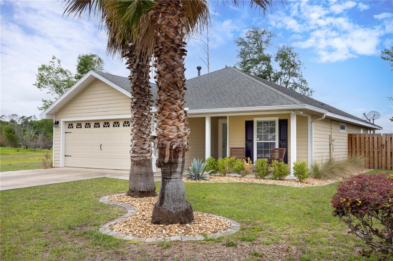 Photo of 25488 NW 10TH AVENUE NEWBERRY FL 32669