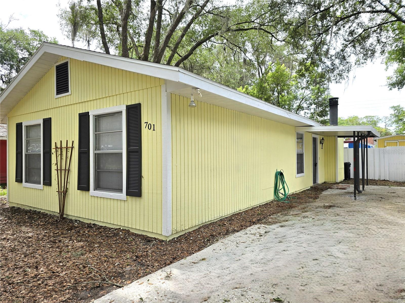 Photo of 701 NW 24TH AVENUE GAINESVILLE FL 32609