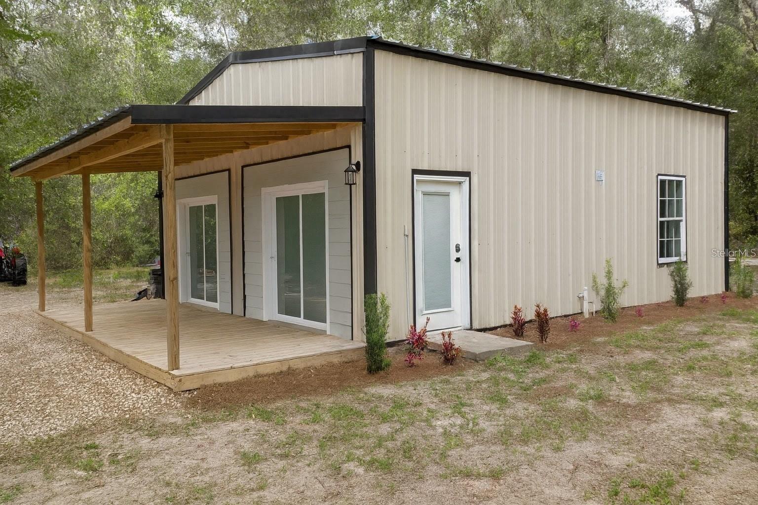 Photo of 401 SW KEMP COURT #Suite B LAKE CITY FL 32024
