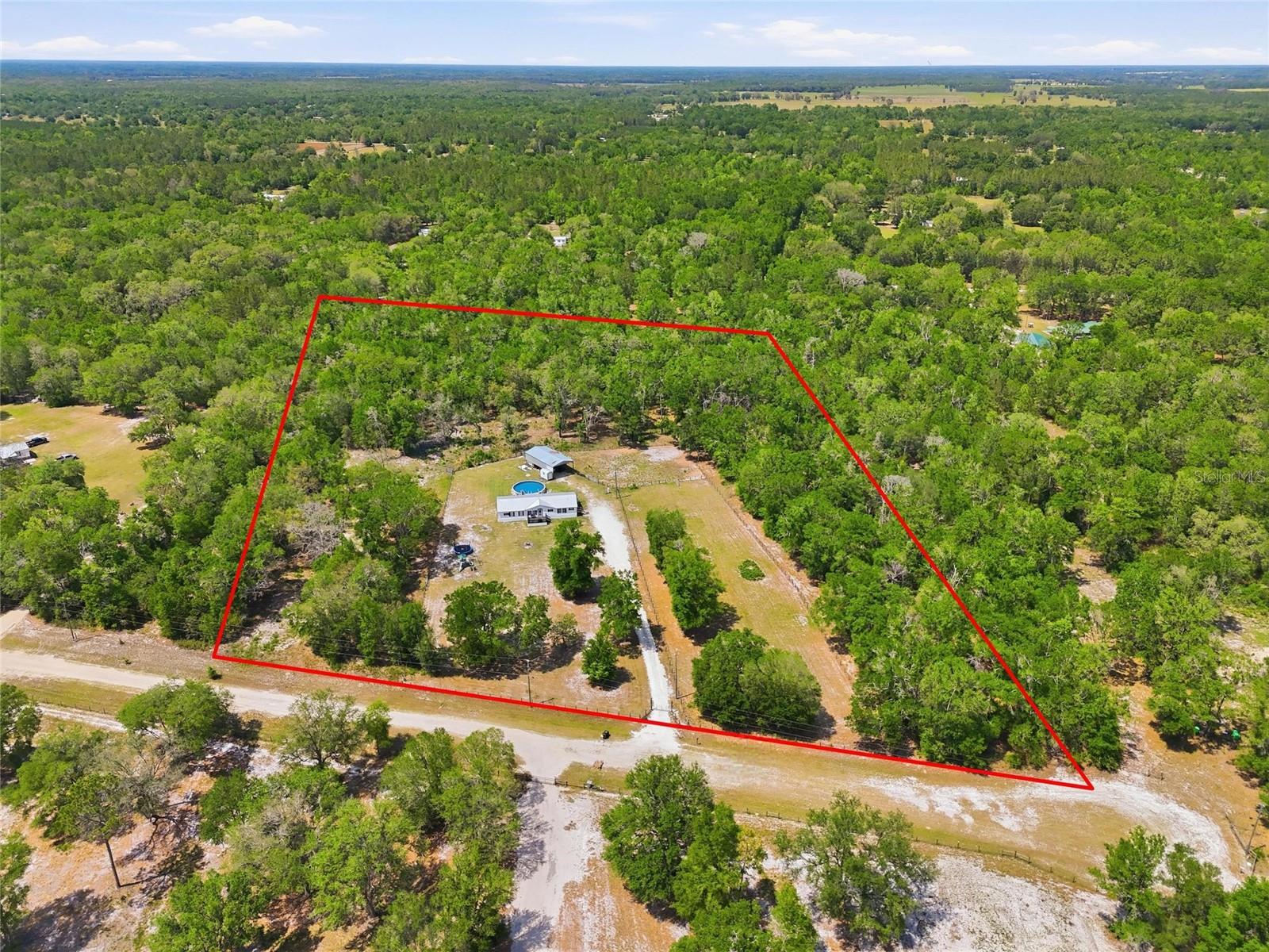 Photo of 847 SW APPLEWOOD GLEN FORT WHITE FL 32038