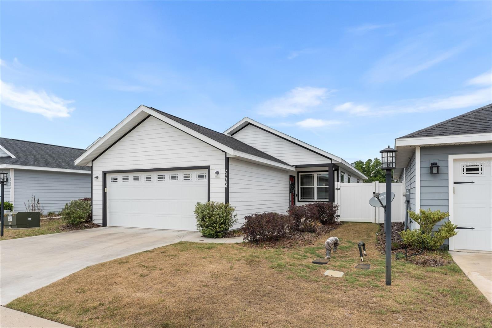 Photo of 24586 SW 17TH PLACE NEWBERRY FL 32669