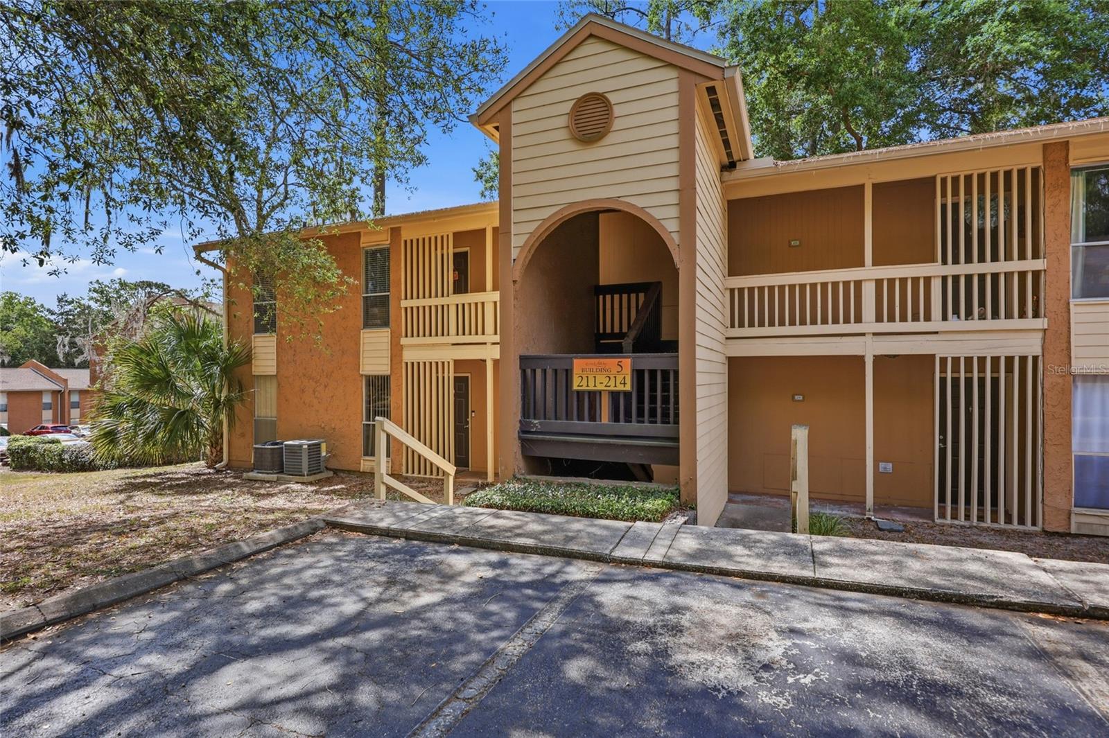 Photo of 1810 NW 23RD BOULEVARD #Bldg 5, 211 GAINESVILLE FL 32605