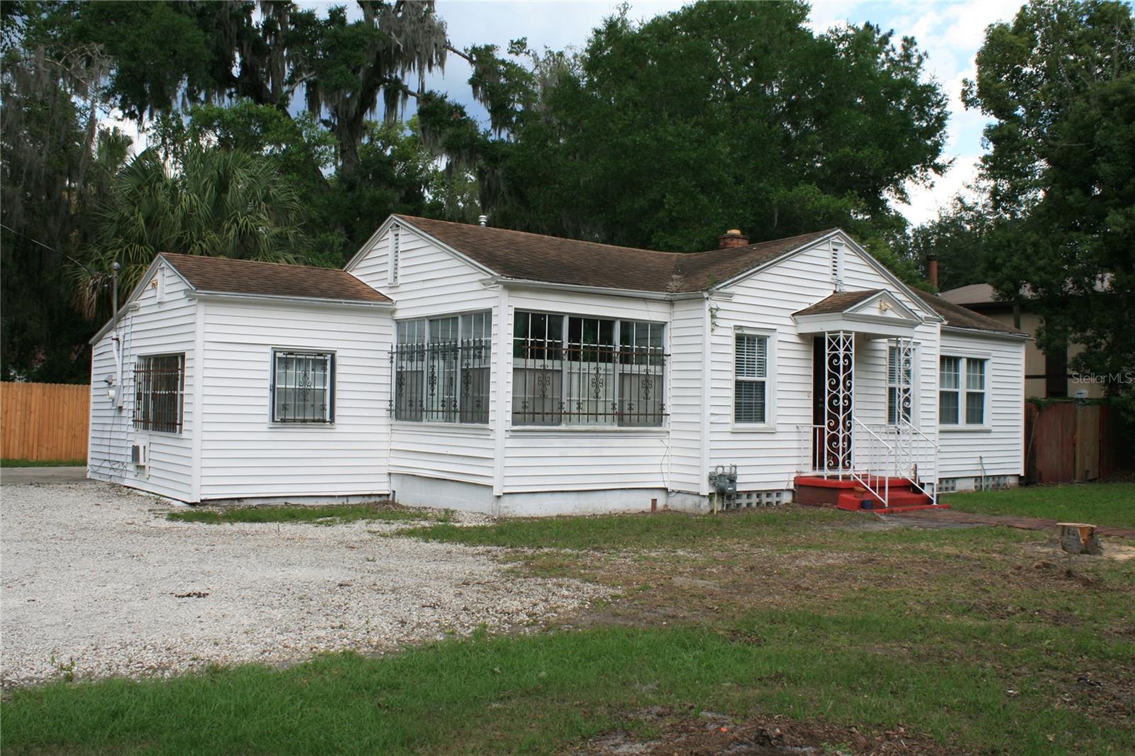 Photo of 1822 NW 6TH AVENUE GAINESVILLE FL 32603