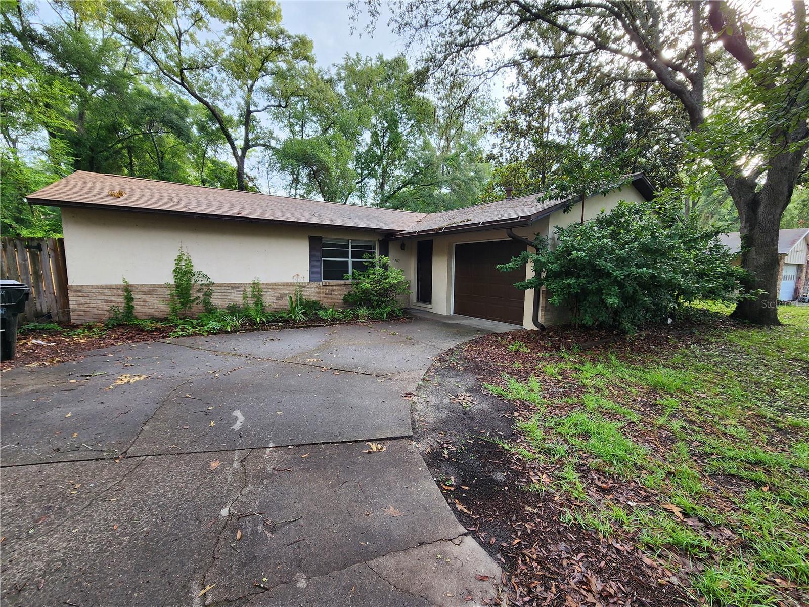 Photo of 1209 SW 80TH DRIVE GAINESVILLE FL 32607