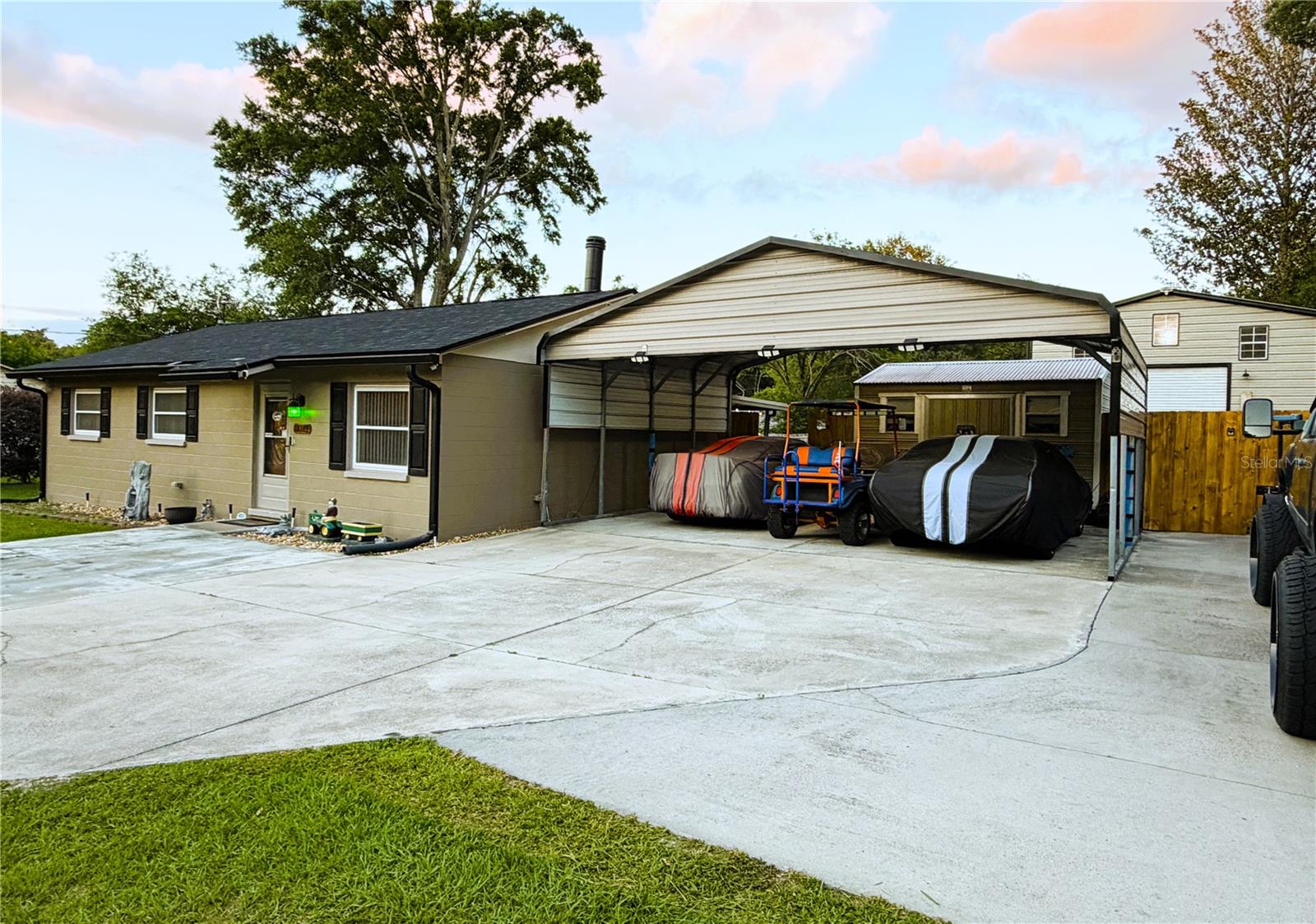 Photo of 18143 NW 251ST TERRACE HIGH SPRINGS FL 32643