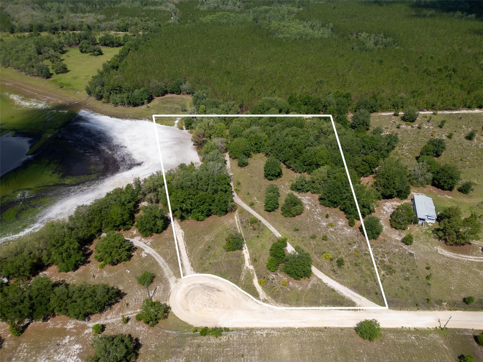 Photo of SE 53 COURT TRENTON FL 32693
