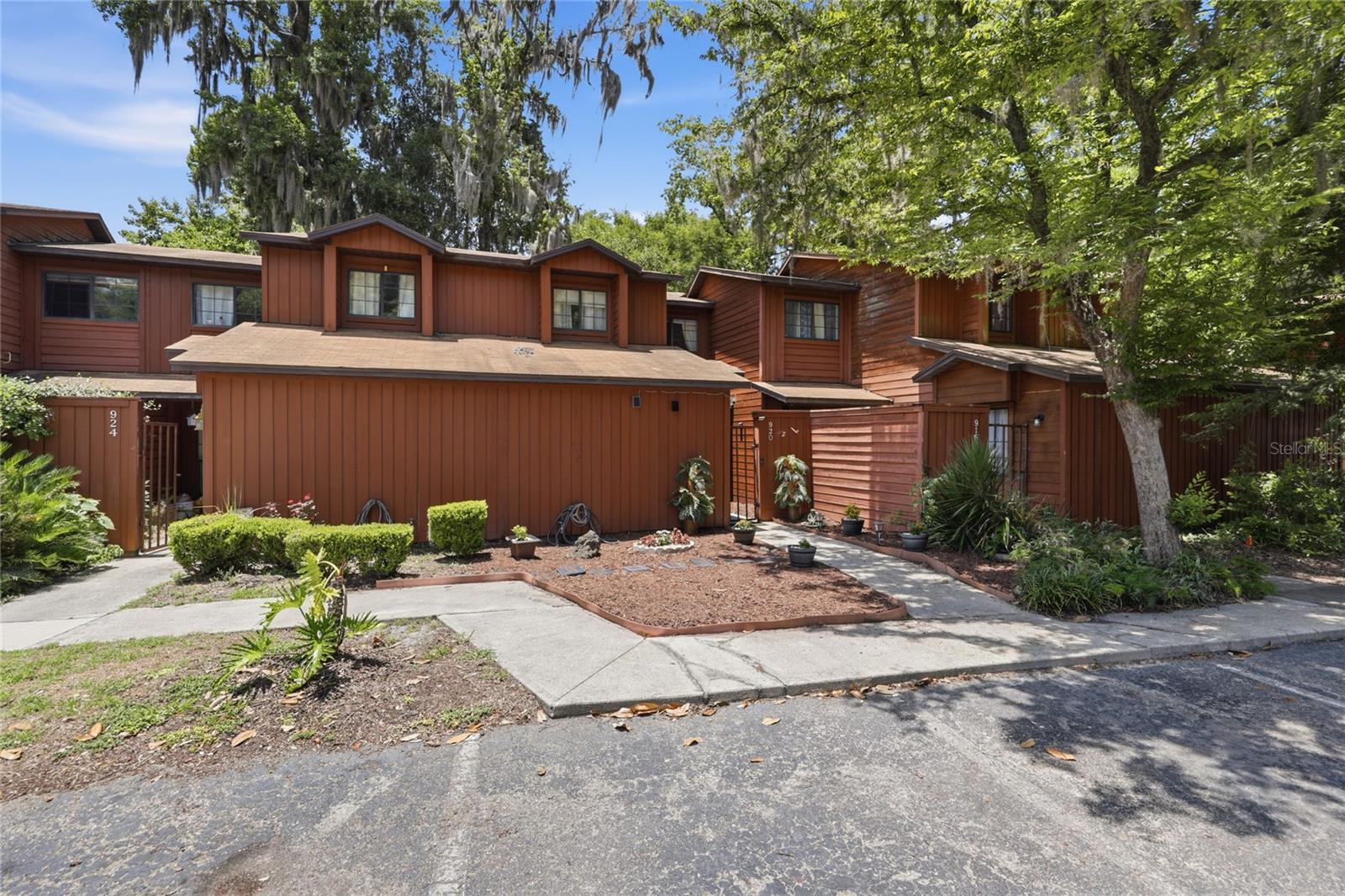 Photo of 920 SW 55TH TERRACE GAINESVILLE FL 32607