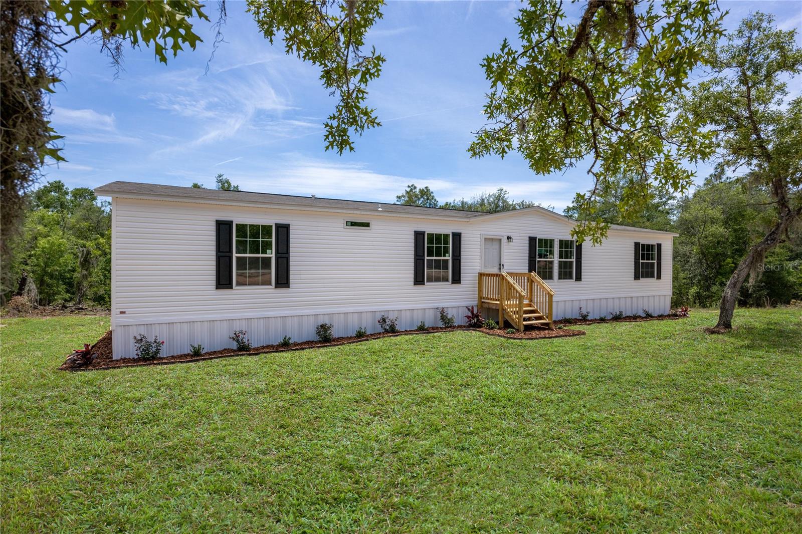 Photo of 119 LONDON AVENUE INTERLACHEN FL 32148