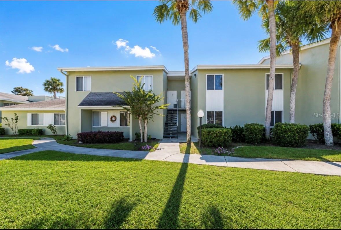 Photo of 563 FAIRWAYS CIRCLE #A OCALA FL 34472