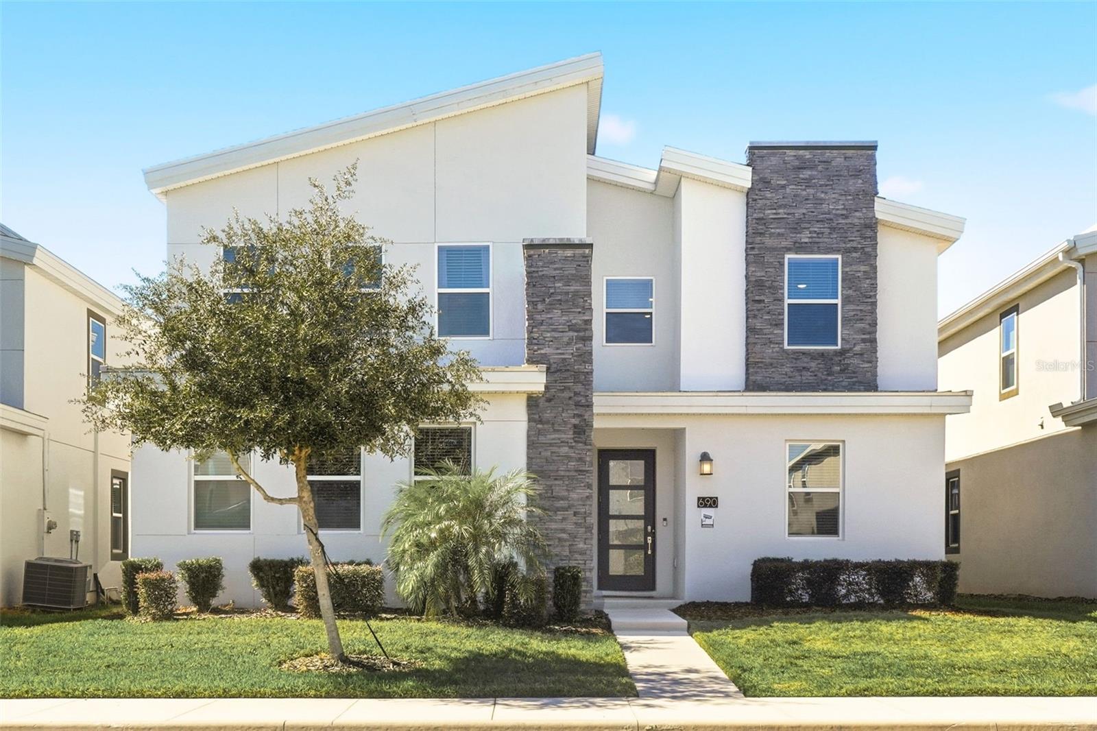Photo of 690 DROP SHOT DRIVE DAVENPORT FL 33896