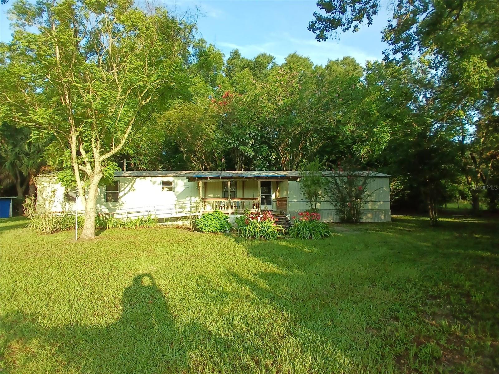 Photo of 210 SE HARDIN COURT HIGH SPRINGS FL 32643