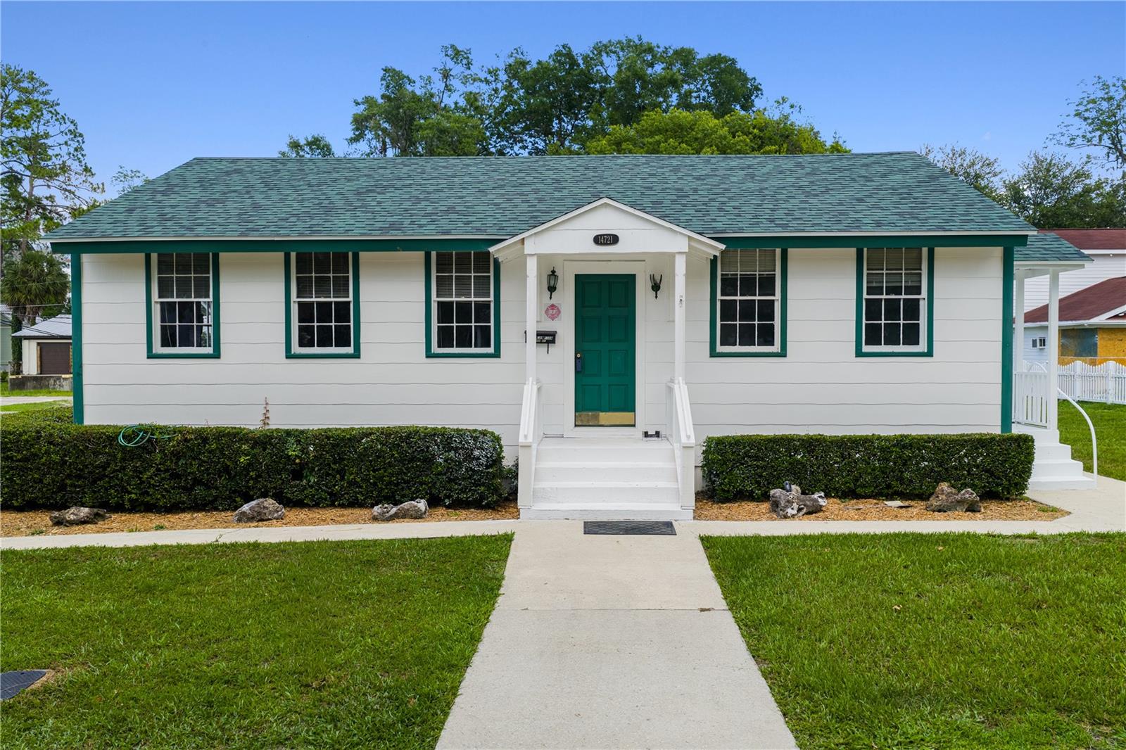 Photo of 14721 MAIN STREET ALACHUA FL 32615