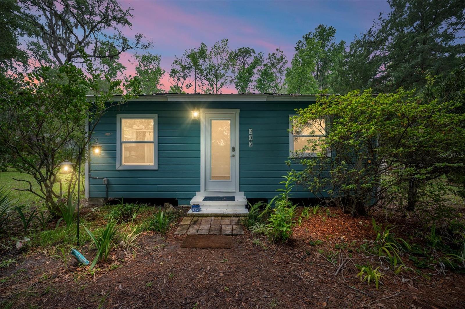 Photo of 201-203 NE TAHOTA AVENUE MICANOPY FL 32667