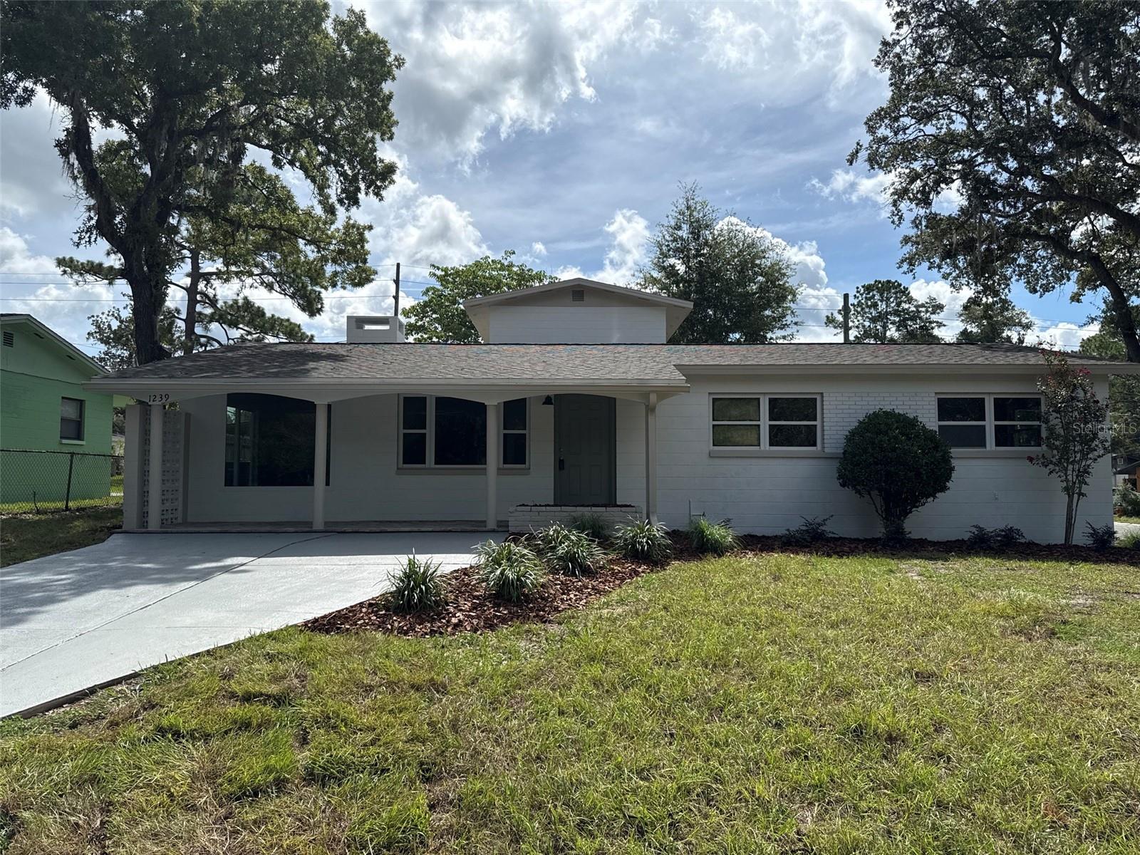 Photo of 1239 SE 18TH TERRACE GAINESVILLE FL 32641