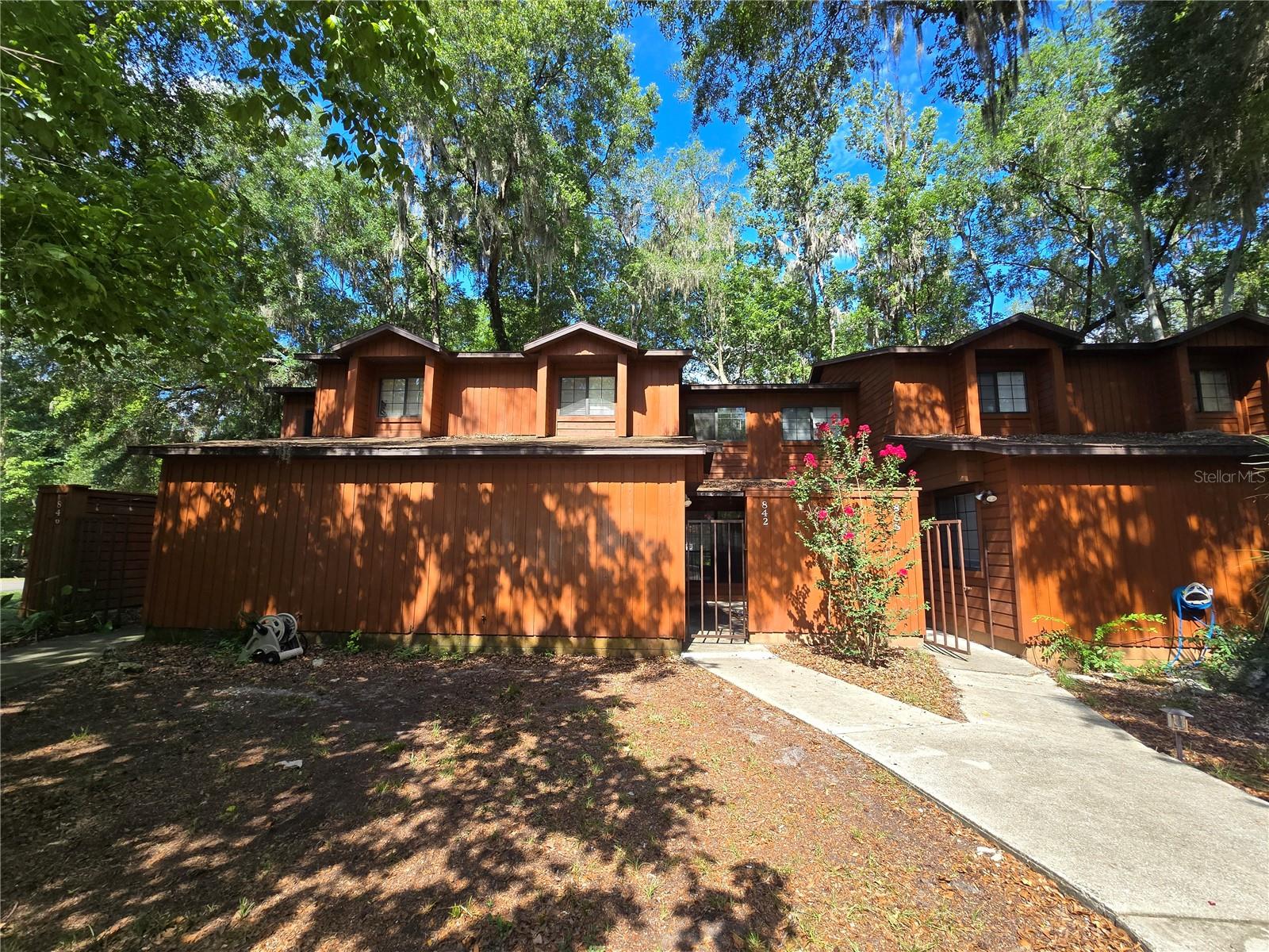 Photo of 842 SW 55TH TERRACE GAINESVILLE FL 32607