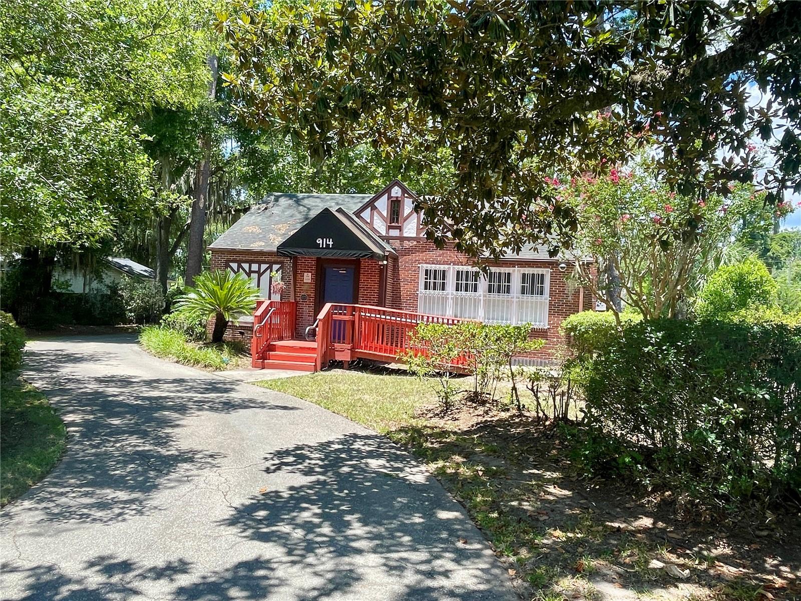 Photo of 914 NW 13TH STREET GAINESVILLE FL 32601