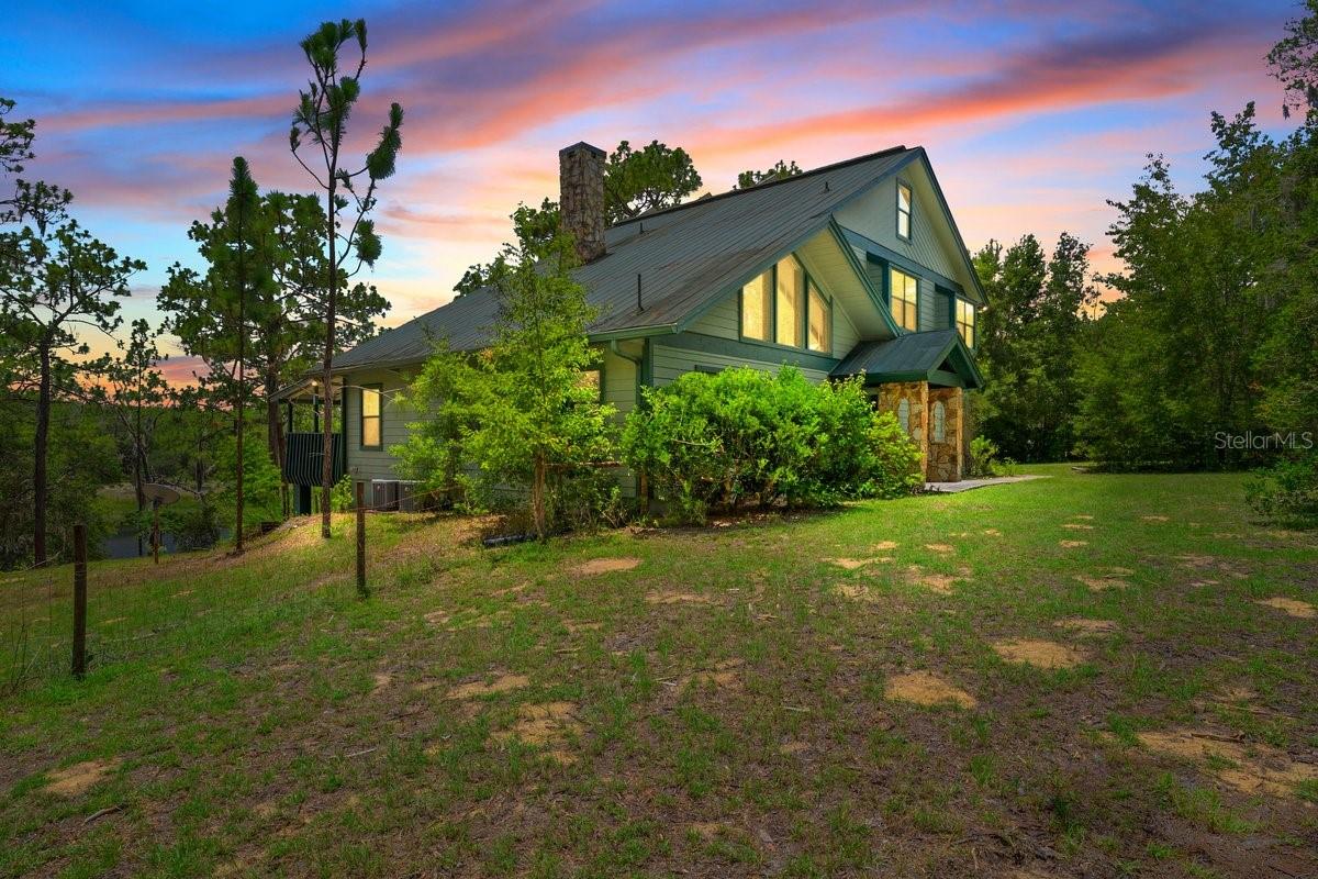 Photo of 251 CUE LAKE DRIVE HAWTHORNE FL 32640