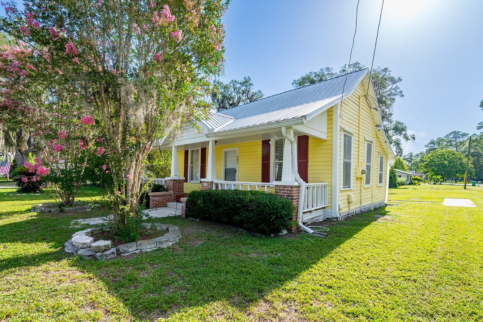 Photo of 404 NE 2ND STREET TRENTON FL 32693